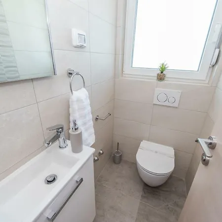 Apartment Franica *